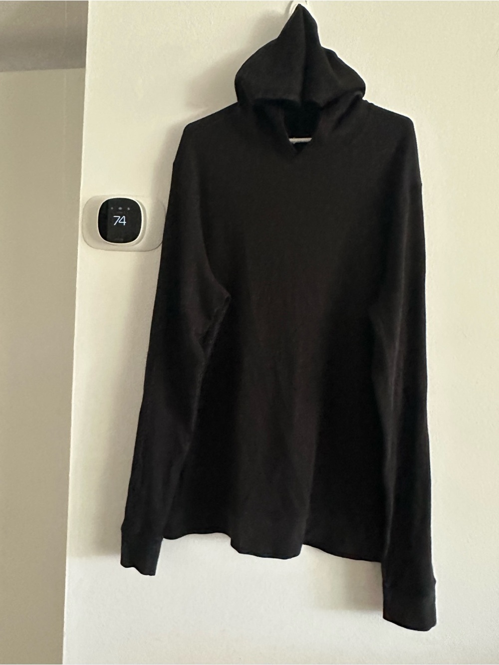 Vuori Men's Black hoodie Sweater XXL